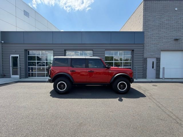 Used 2023 Ford Bronco Badlands w/ Sasquatch Package AWD/4WD image 6