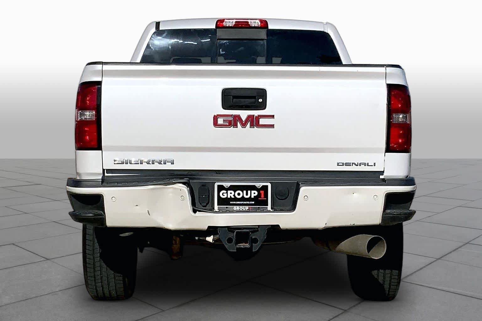 Used 2018 GMC Sierra 3500 Denali w/ Duramax Plus Package AWD/4WD image 5