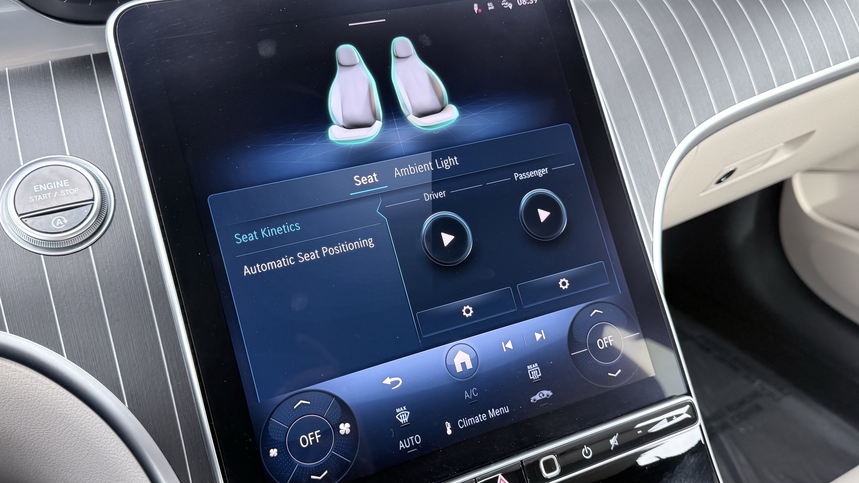 Used 2025 Mercedes-Benz C 300 Sedan image 65