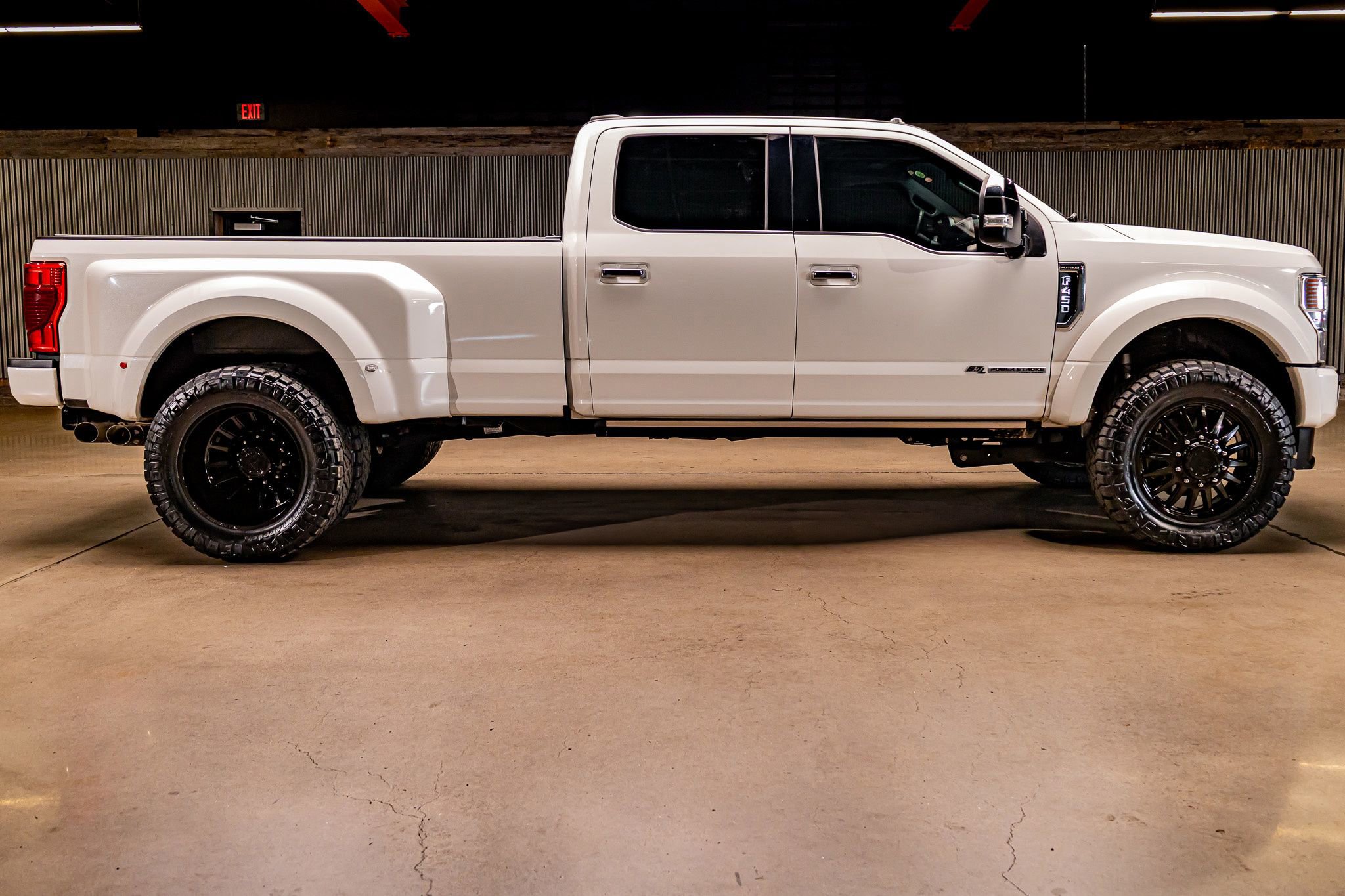 Used 2020 Ford F450 Platinum w/ FX4 Off-Road Package image 11