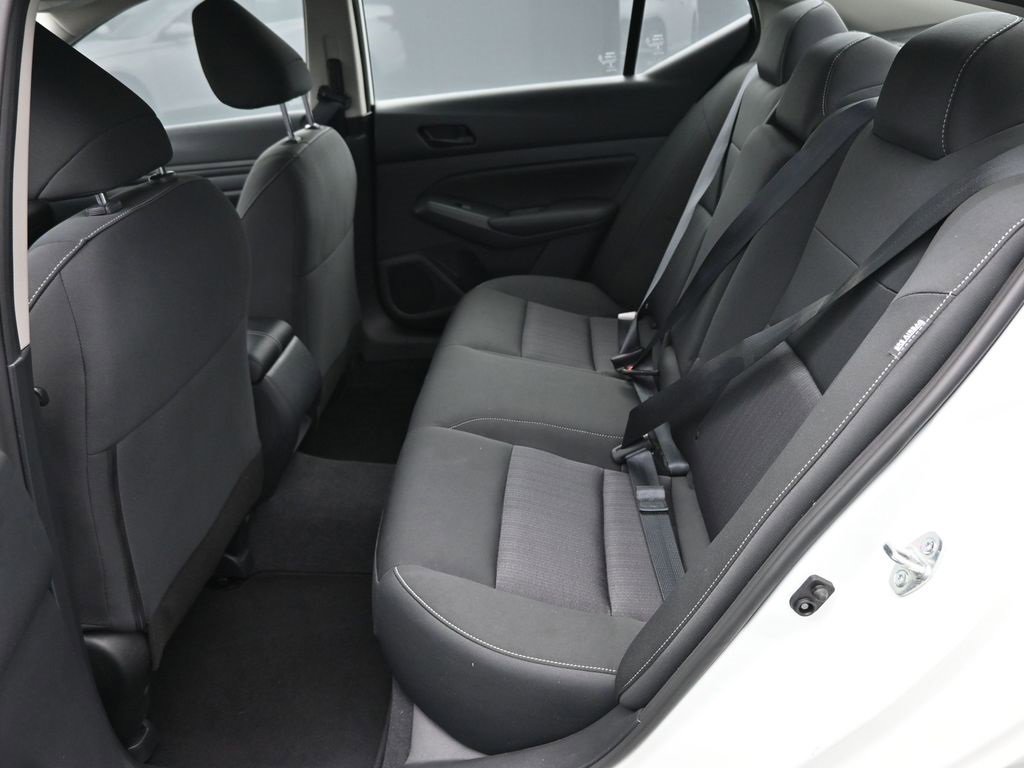 Used 2023 Nissan Altima 2.5 S image 12