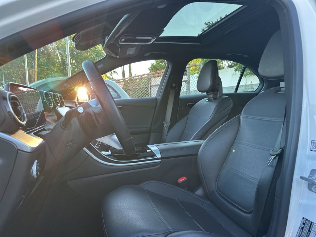 Used 2024 Mercedes-Benz C 300 Sedan image 8