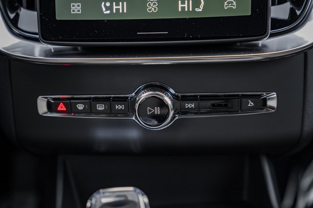 New 2026 Volvo XC90 B6 Ultra image 22