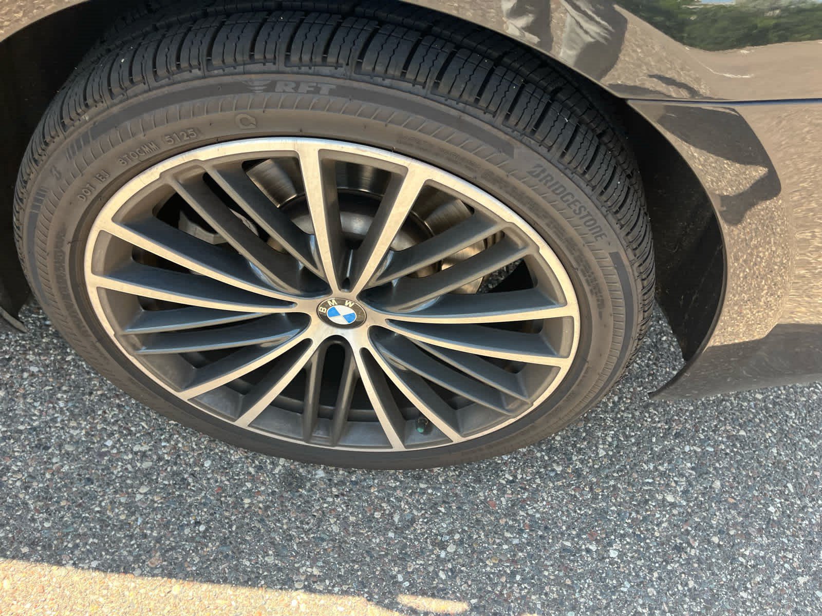 Used 2021 BMW 530i xDrive w/ Premium Package AWD/4WD image 8
