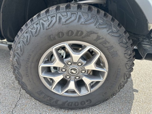New 2025 Ford Bronco Badlands image 9