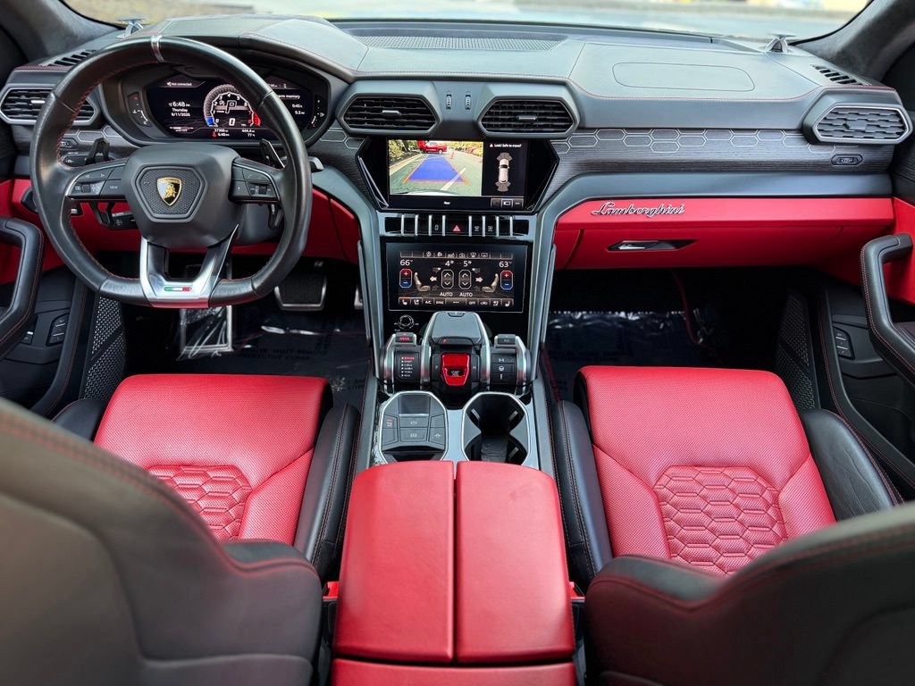 Used 2021 Lamborghini Urus AWD/4WD image 41