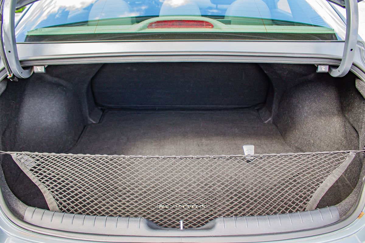 Used 2022 Hyundai Elantra SEL w/ Convenience Package FWD image 16