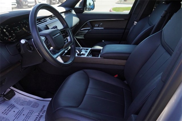 Used 2023 Land Rover Range Rover SE image 20