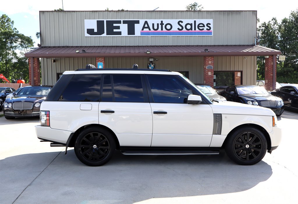 Used 2010 Land Rover Range Rover Supercharged AWD/4WD image 8