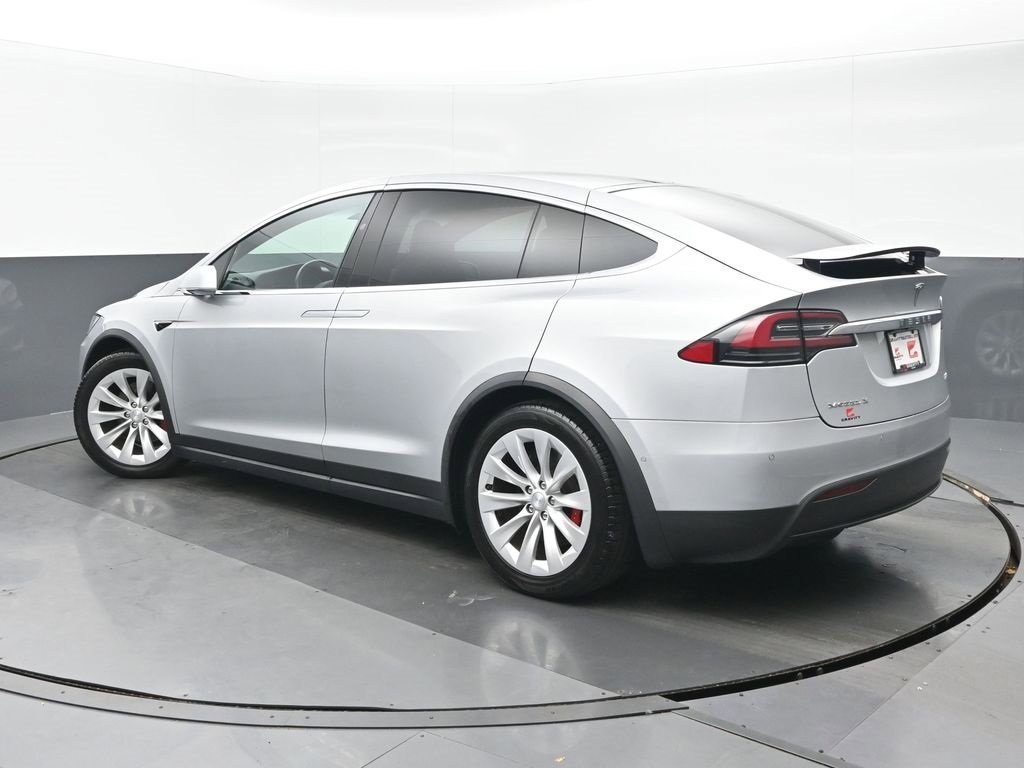 Used 2018 Tesla Model X P100D image 5