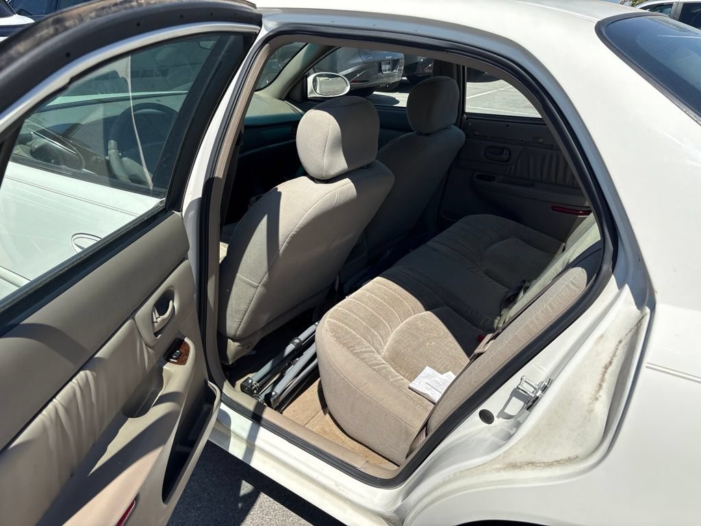 Used 2005 Buick Century Custom FWD image 8
