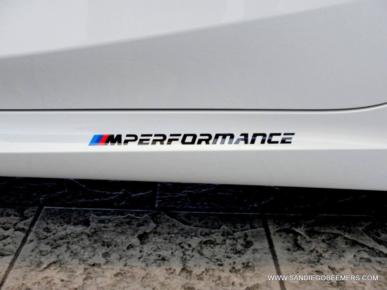 Used 2023 BMW 330i Sedan w/ M Sport Package RWD image 6