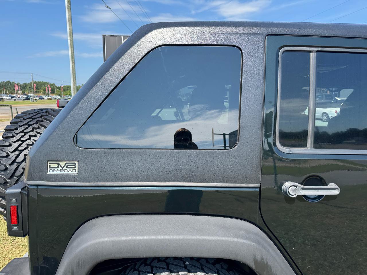 Used 2012 Jeep Wrangler Unlimited Sahara AWD/4WD image 15