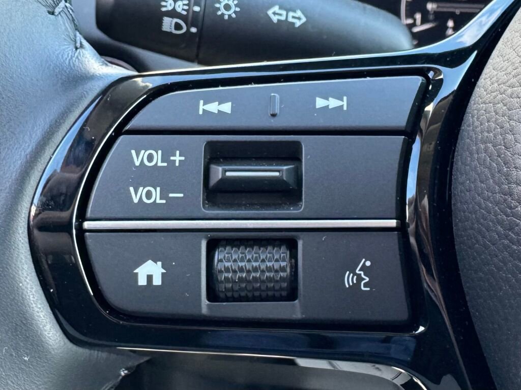 Used 2025 Honda HR-V EX-L image 24