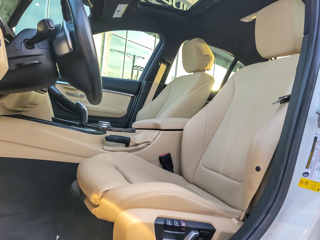 Used 2017 BMW 330i Sedan image 7