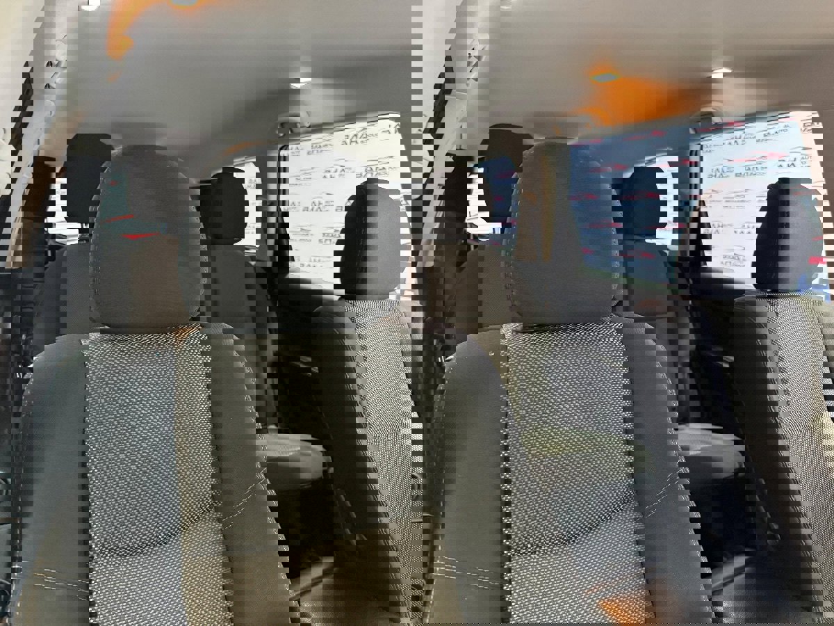 Used 2019 Nissan Pathfinder SV image 50