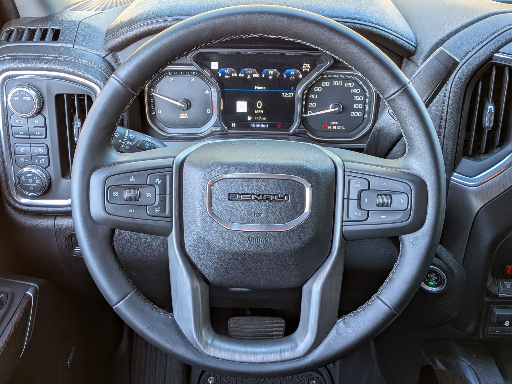 Used 2023 GMC Sierra 2500 Denali w/ Denali Black Diamond Edition image 20