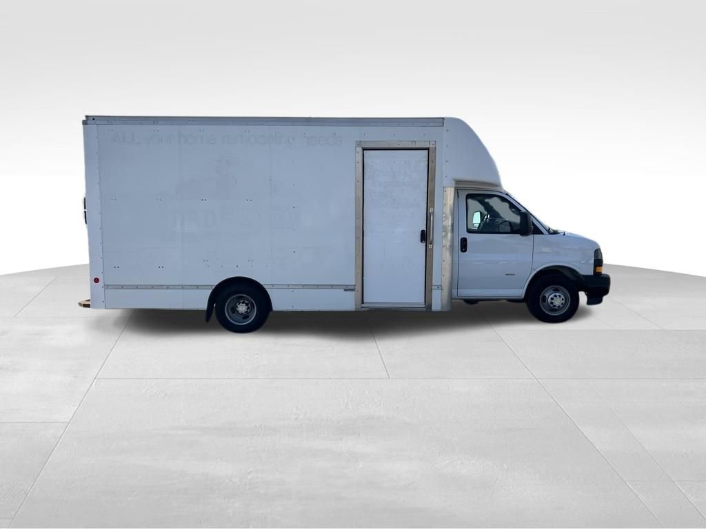 Used 2021 Chevrolet Express 3500 w/ Power Convenience Package image 8