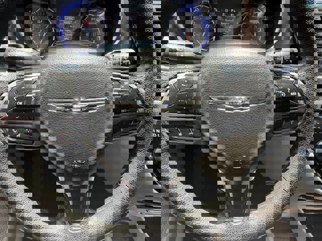 Used 2020 Chrysler Voyager Lxi image 25