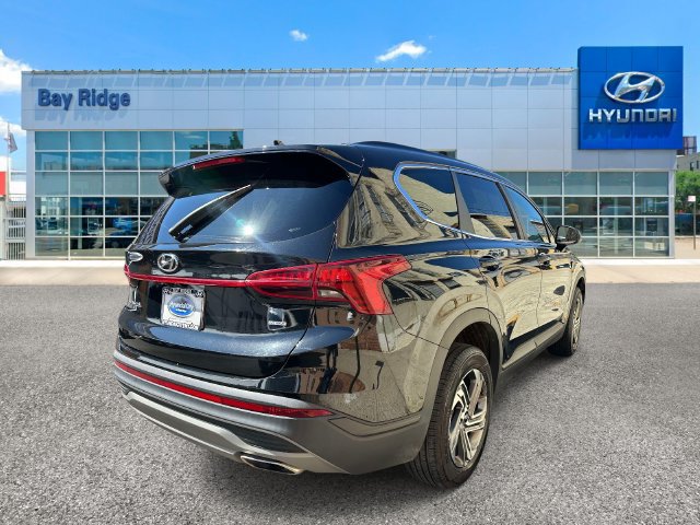 Used 2023 Hyundai Santa Fe SE w/ Cargo Package AWD/4WD image 4