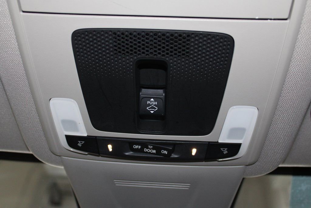 Used 2023 Honda CR-V EX-L image 37