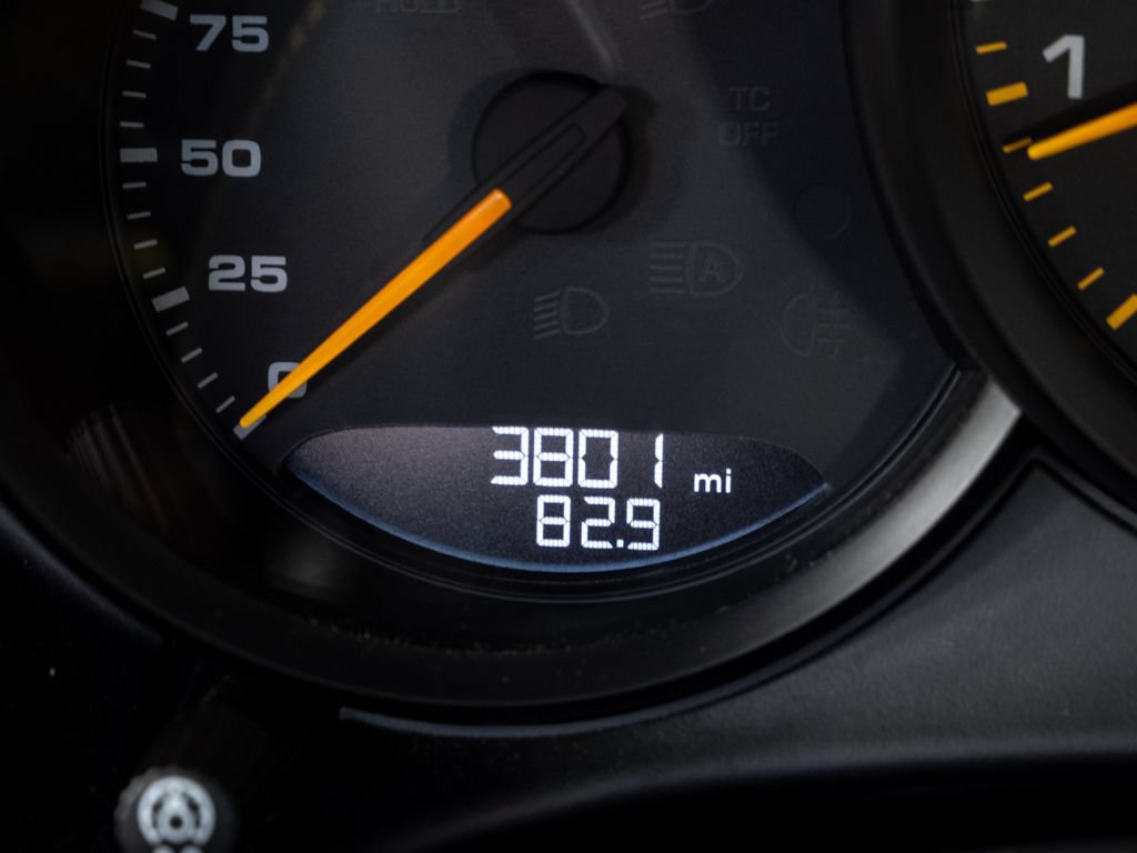 Certified 2025 Porsche 718 Boxster Spyder RS RWD image 10