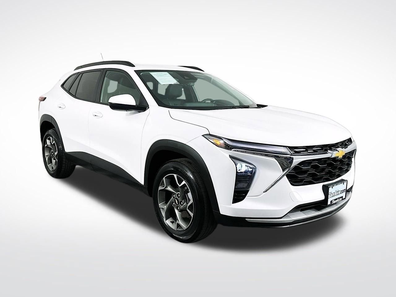 Used 2025 Chevrolet Trax LT FWD image 1