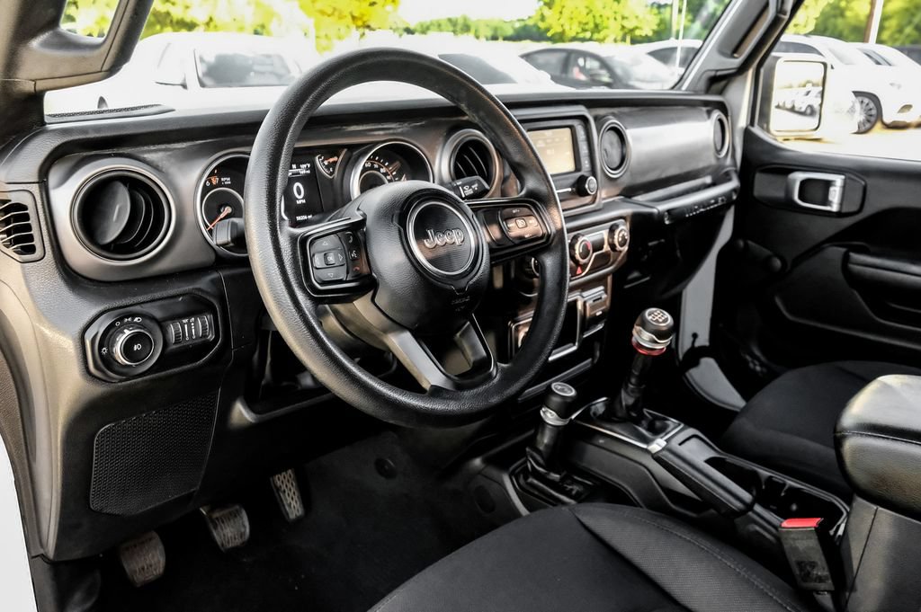 Used 2022 Jeep Wrangler Sport AWD/4WD image 12