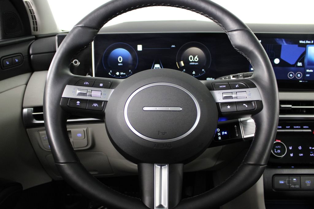 Certified 2025 Hyundai Tucson Limited image 8