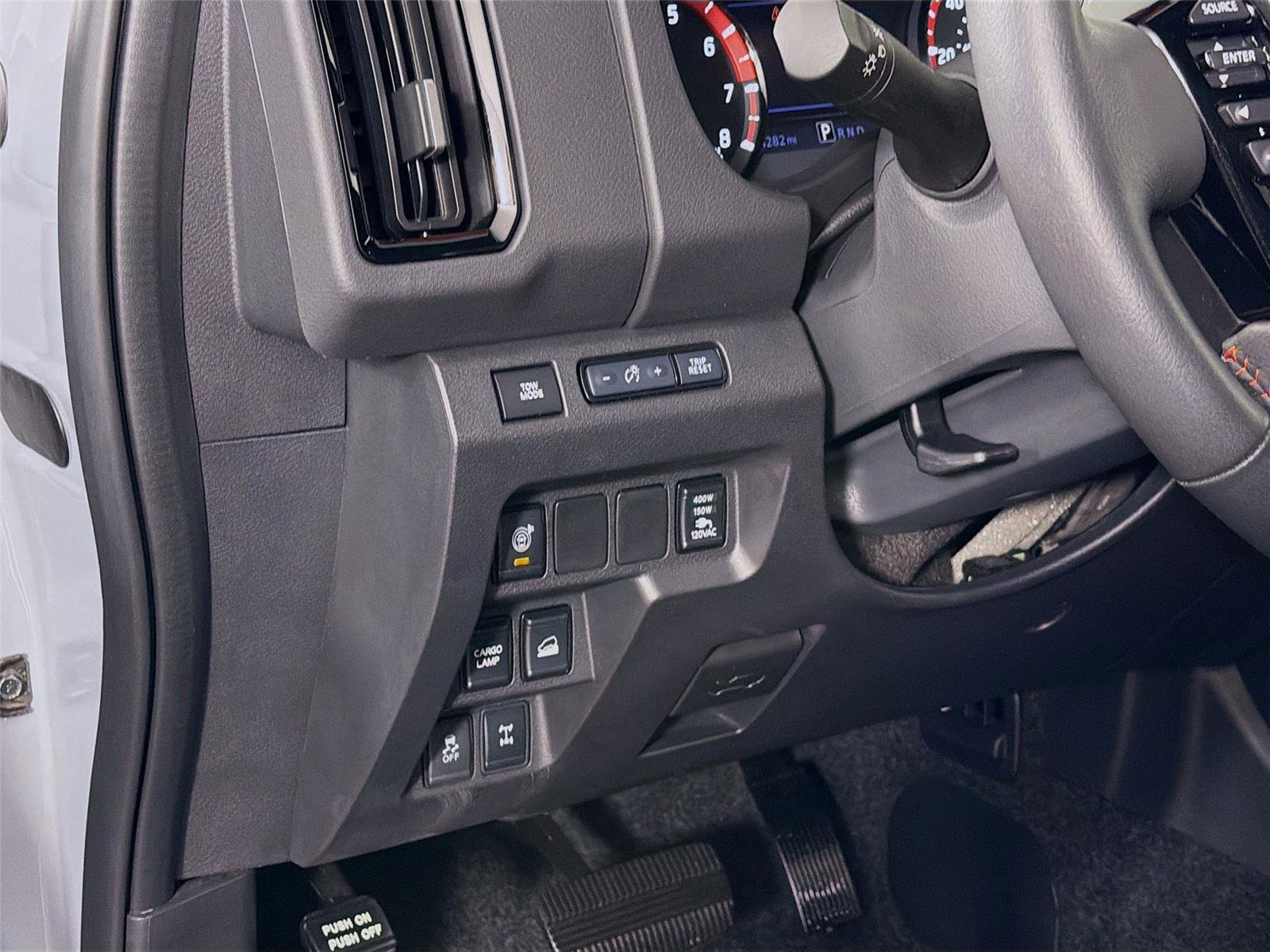Used 2025 Nissan Frontier PRO-4X w/ Pro Convenience Package image 10