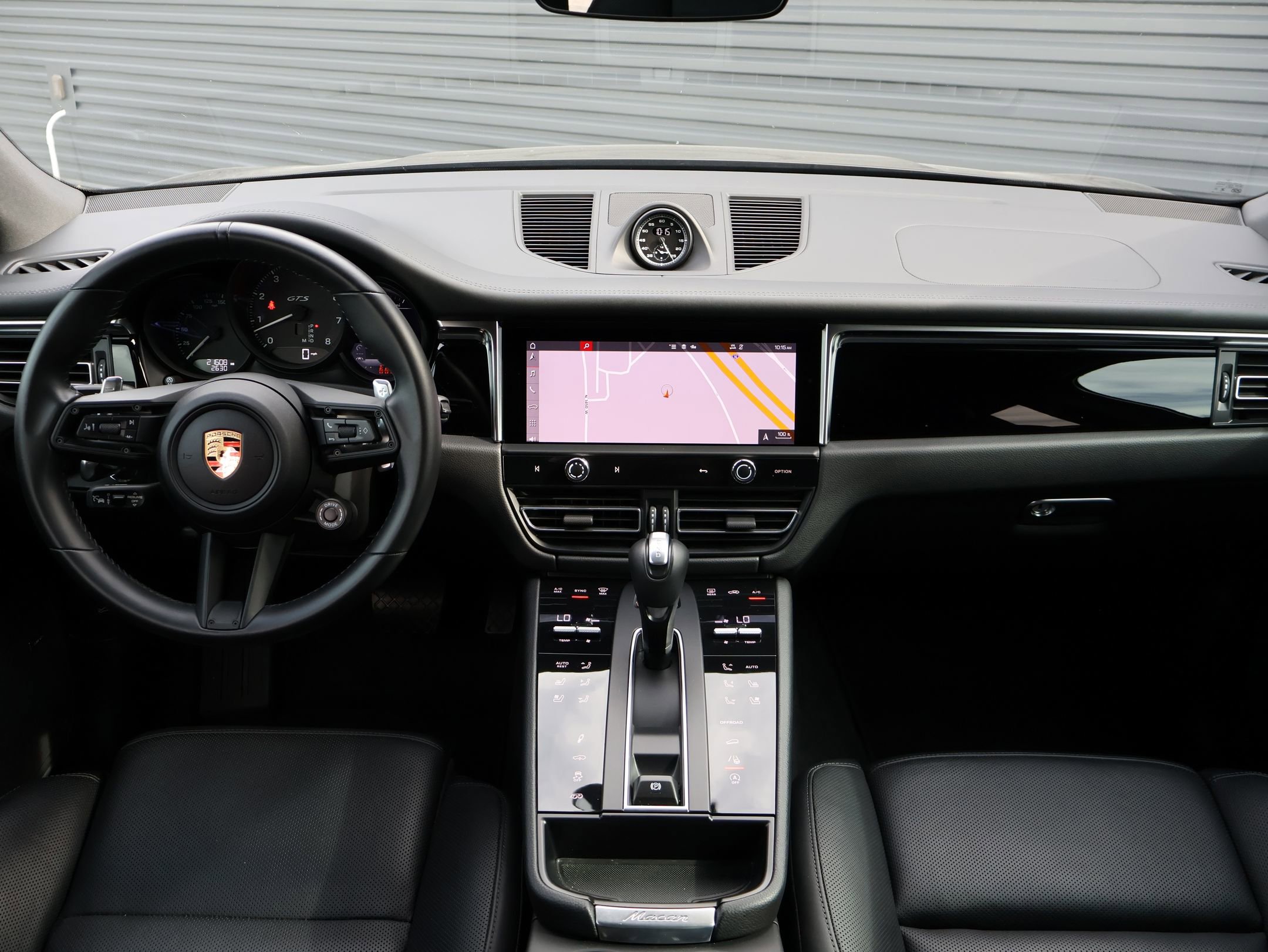 Certified 2024 Porsche Macan GTS image 23