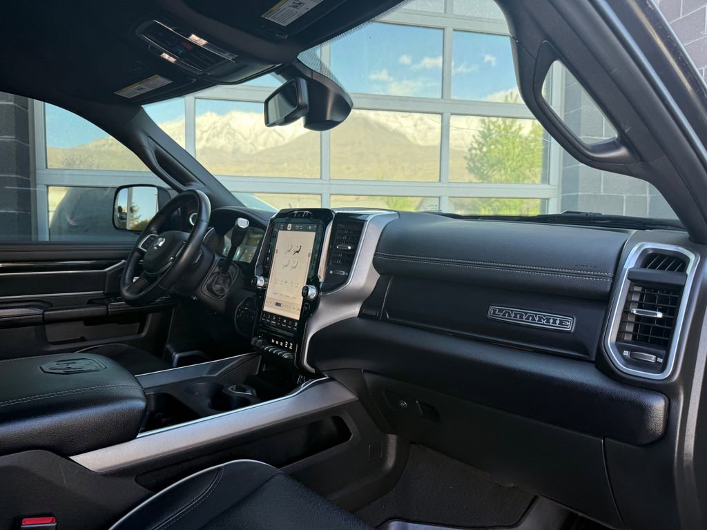 Used 2022 RAM 2500 Laramie AWD/4WD image 19