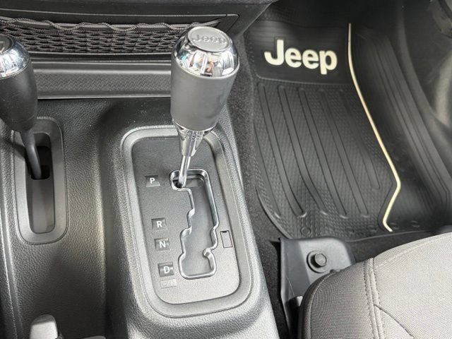 Used 2018 Jeep Wrangler Unlimited Sport S AWD/4WD image 21