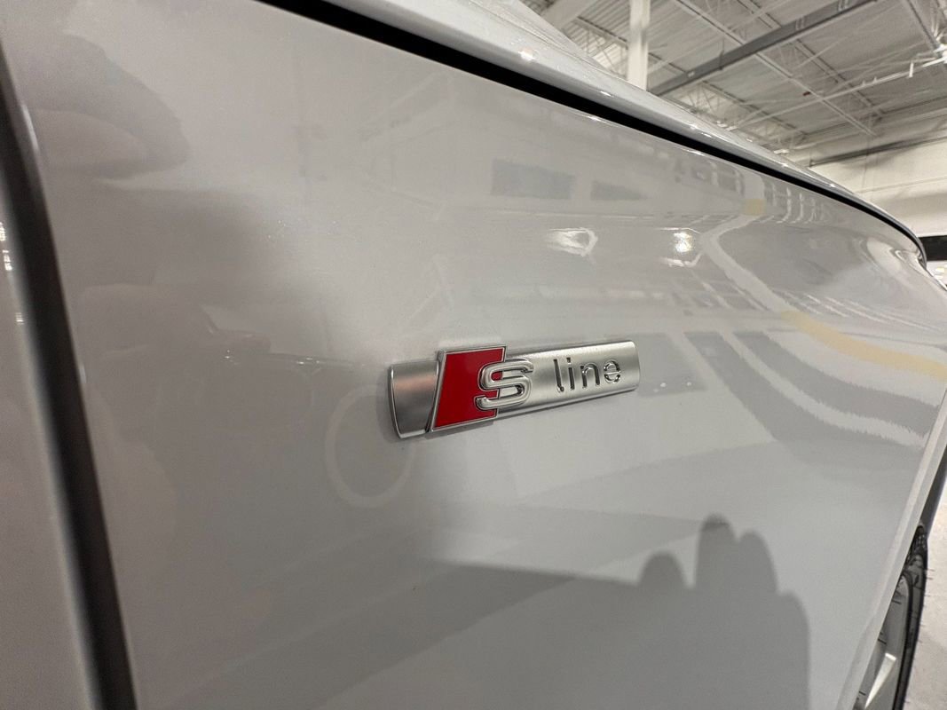 Used 2025 Audi Q5 2.0T Premium Plus w/ Premium Plus Package image 58