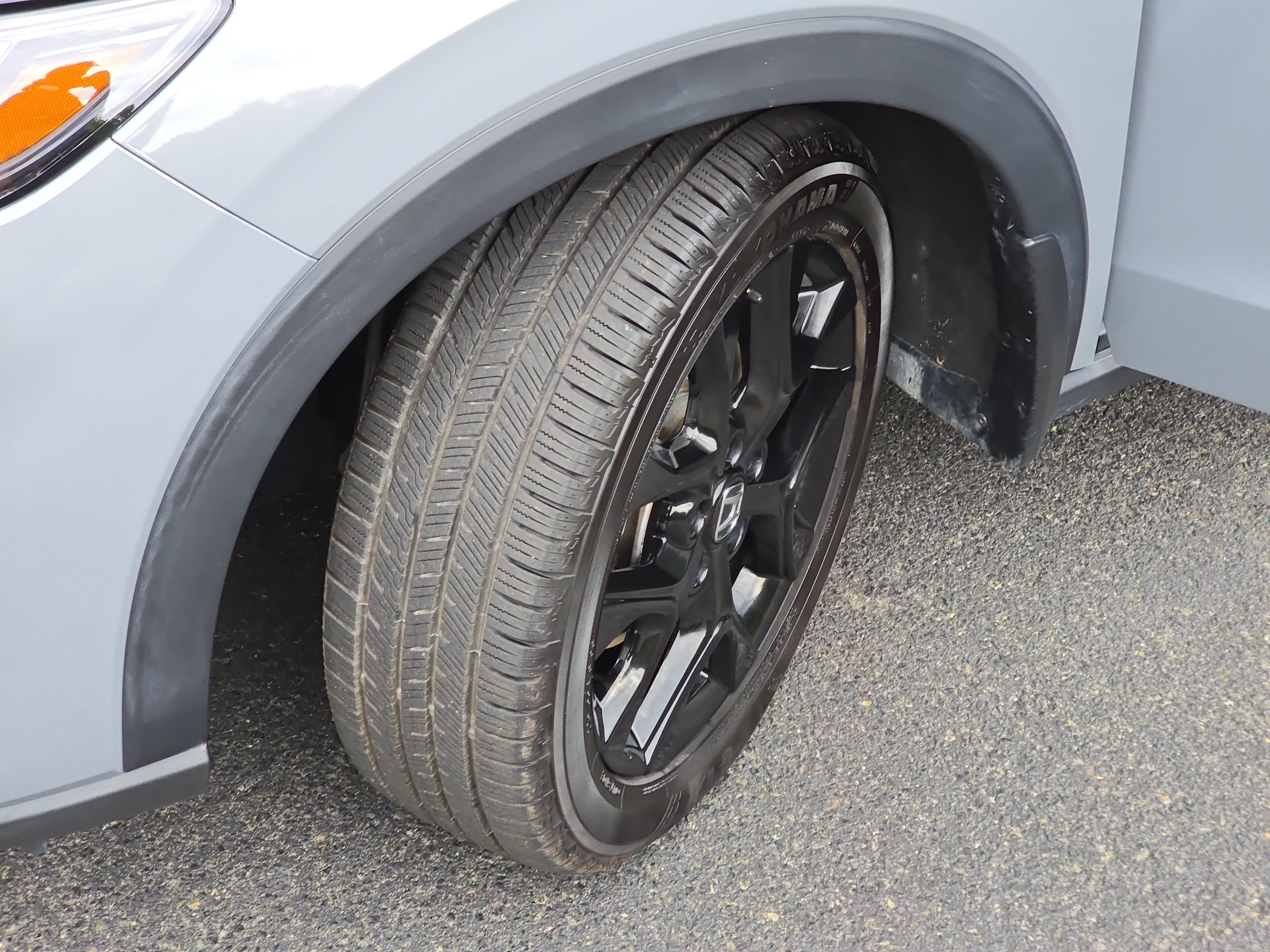 Used 2025 Honda HR-V Sport image 30