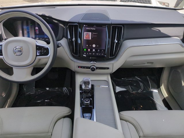 Used 2025 Volvo XC60 B5 Ultra w/ Protection Package Premier AWD/4WD image 14