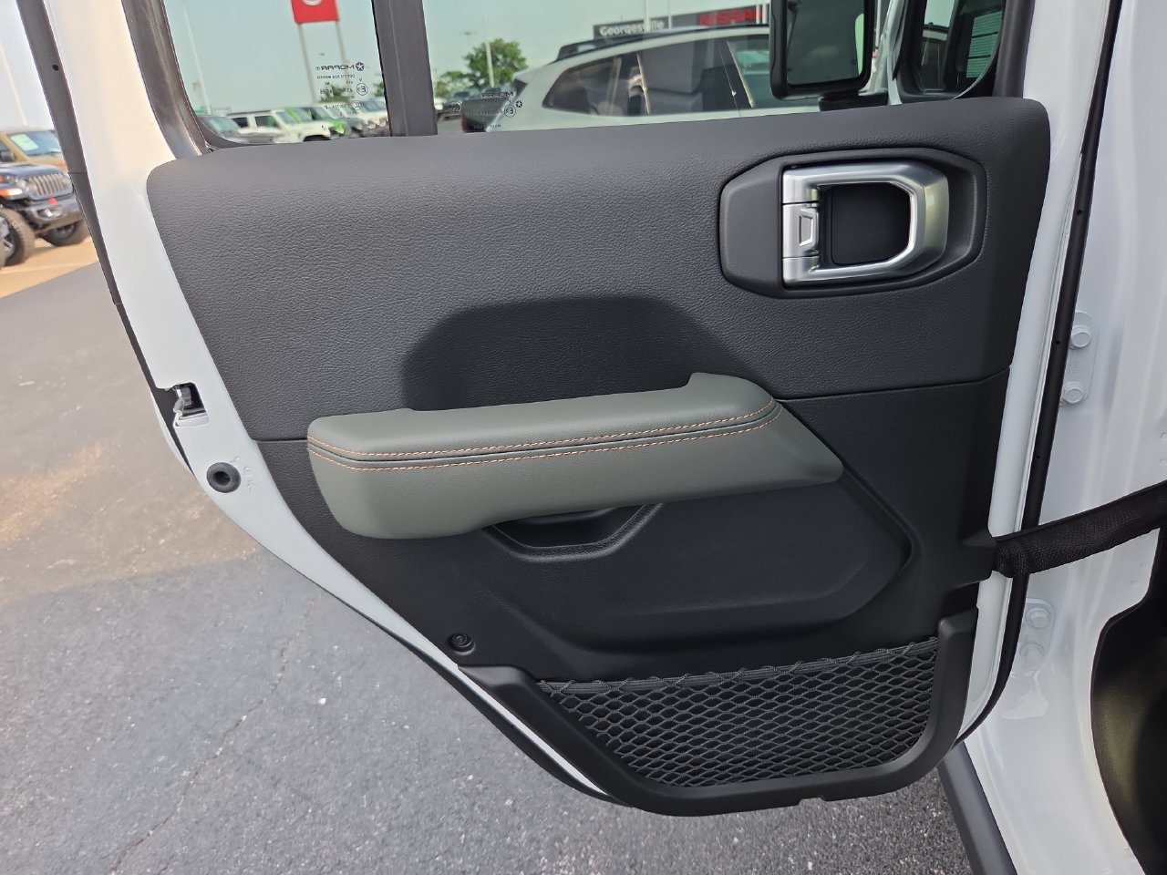 New 2026 Jeep Gladiator Mojave AWD/4WD image 13