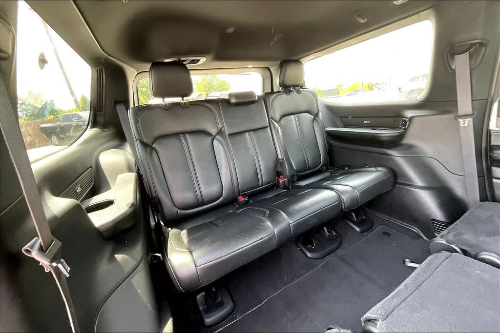 Used 2024 Jeep Wagoneer Series II w/ Flexible Seating Group AWD/4WD image 25