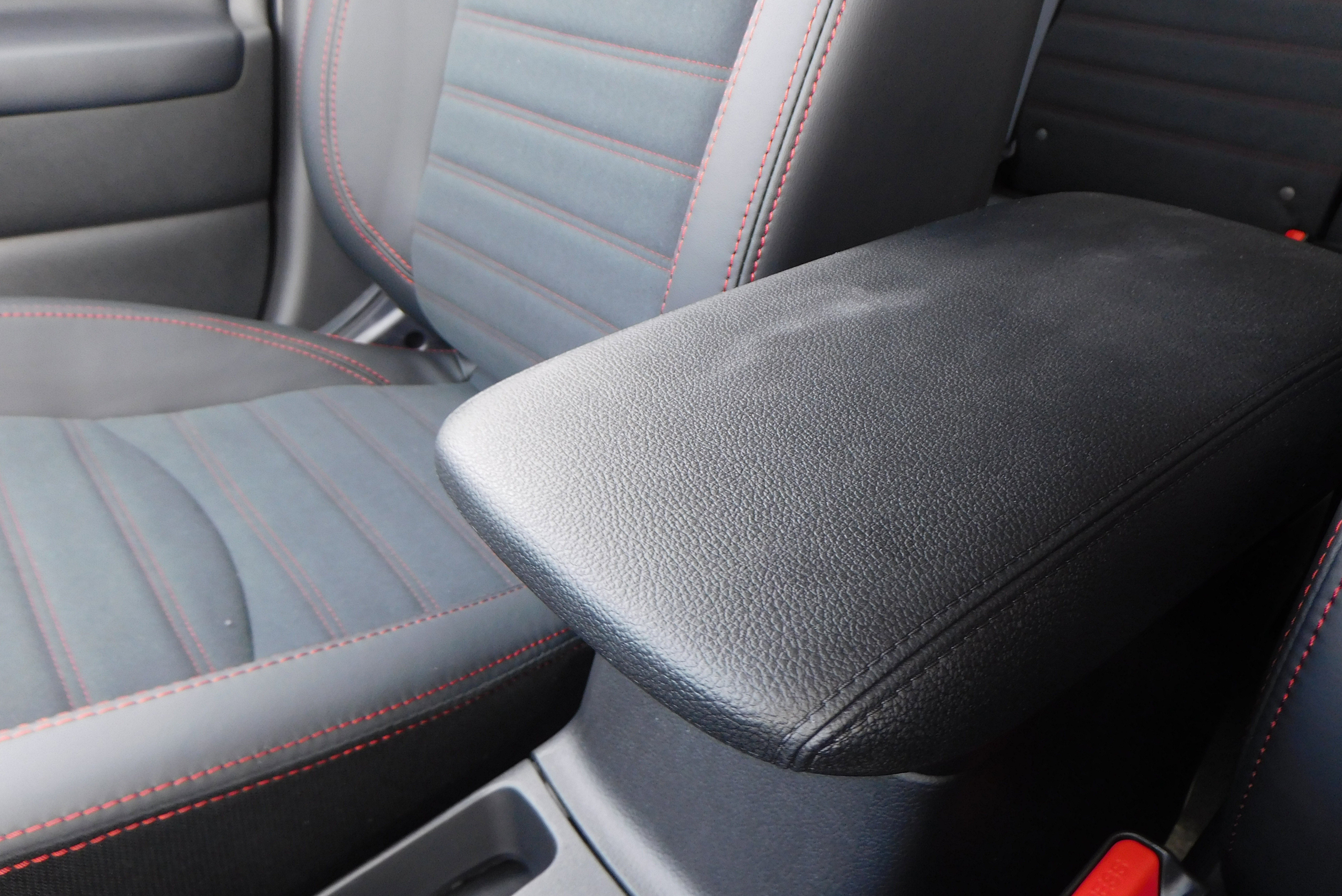 New 2025 Mitsubishi Outlander Sport SE image 32