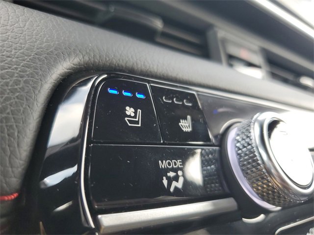 Certified 2025 Honda Pilot Black Edition image 25