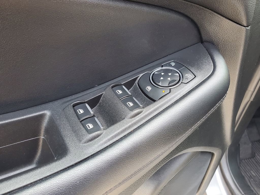 Used 2024 Ford Edge SE w/ Black Appearance Package AWD/4WD image 12