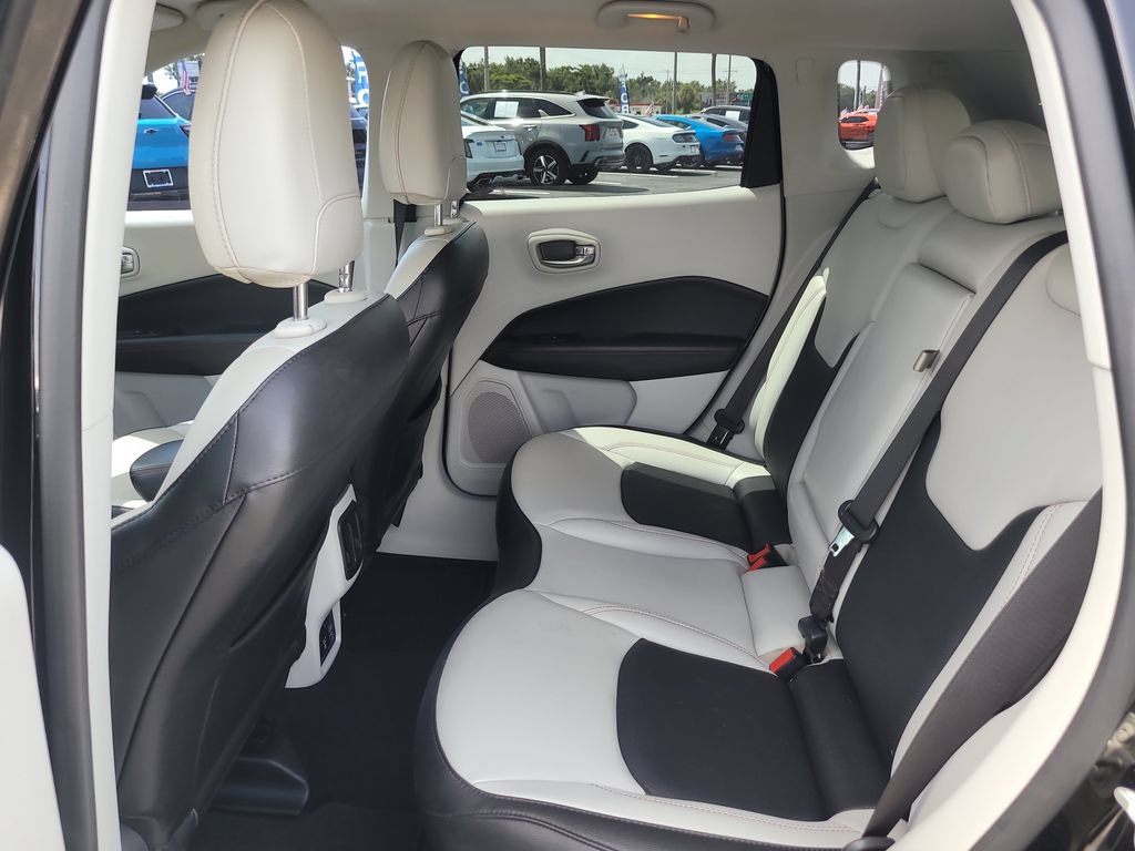 Used 2020 Jeep Compass Limited FWD image 11
