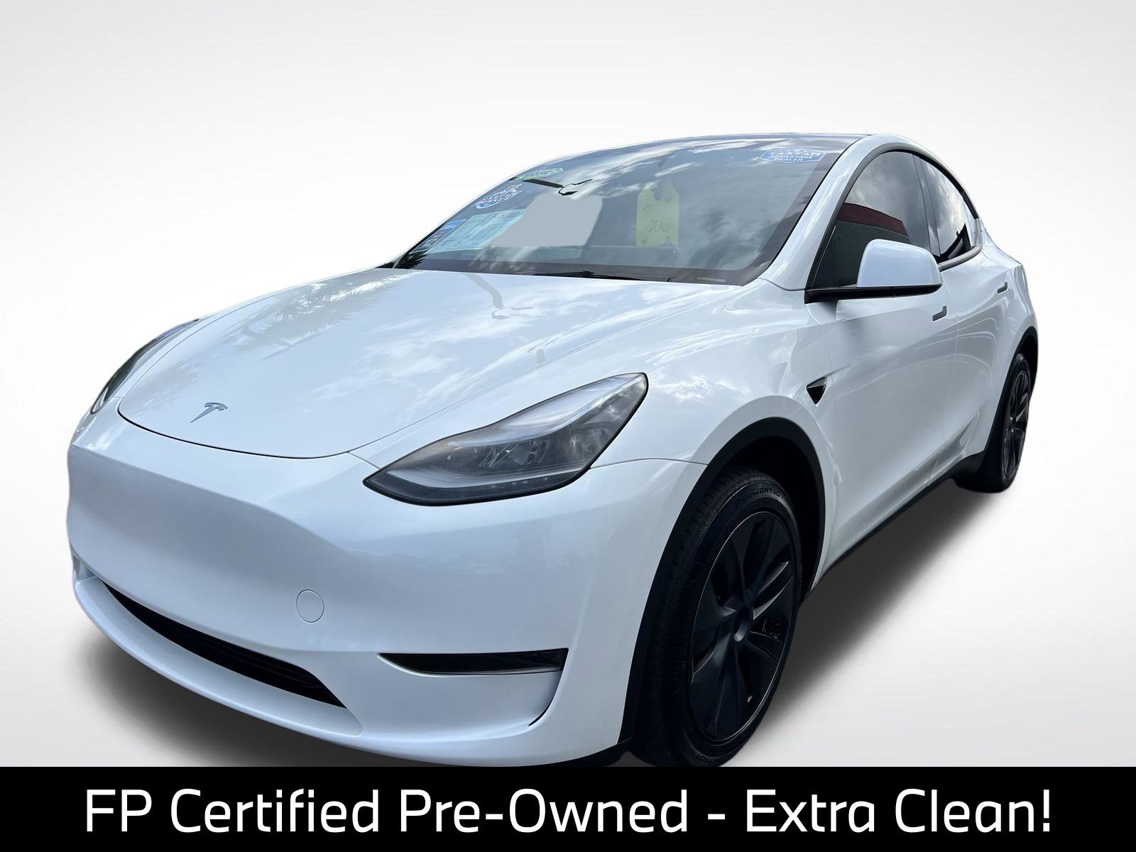 Used 2025 Tesla Model Y Long Range RWD image 4