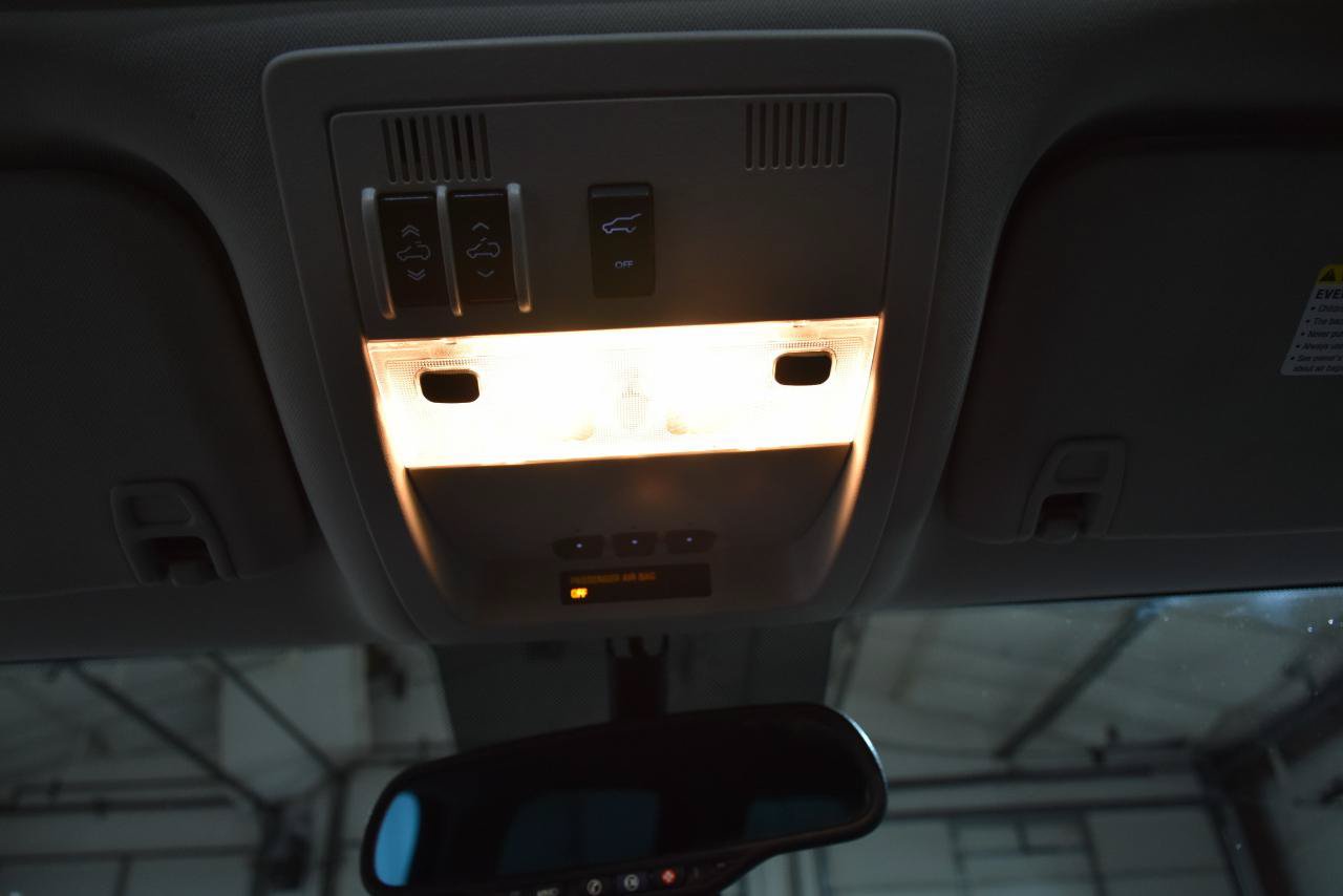 Used 2010 Cadillac Escalade ESV Premium AWD/4WD image 39