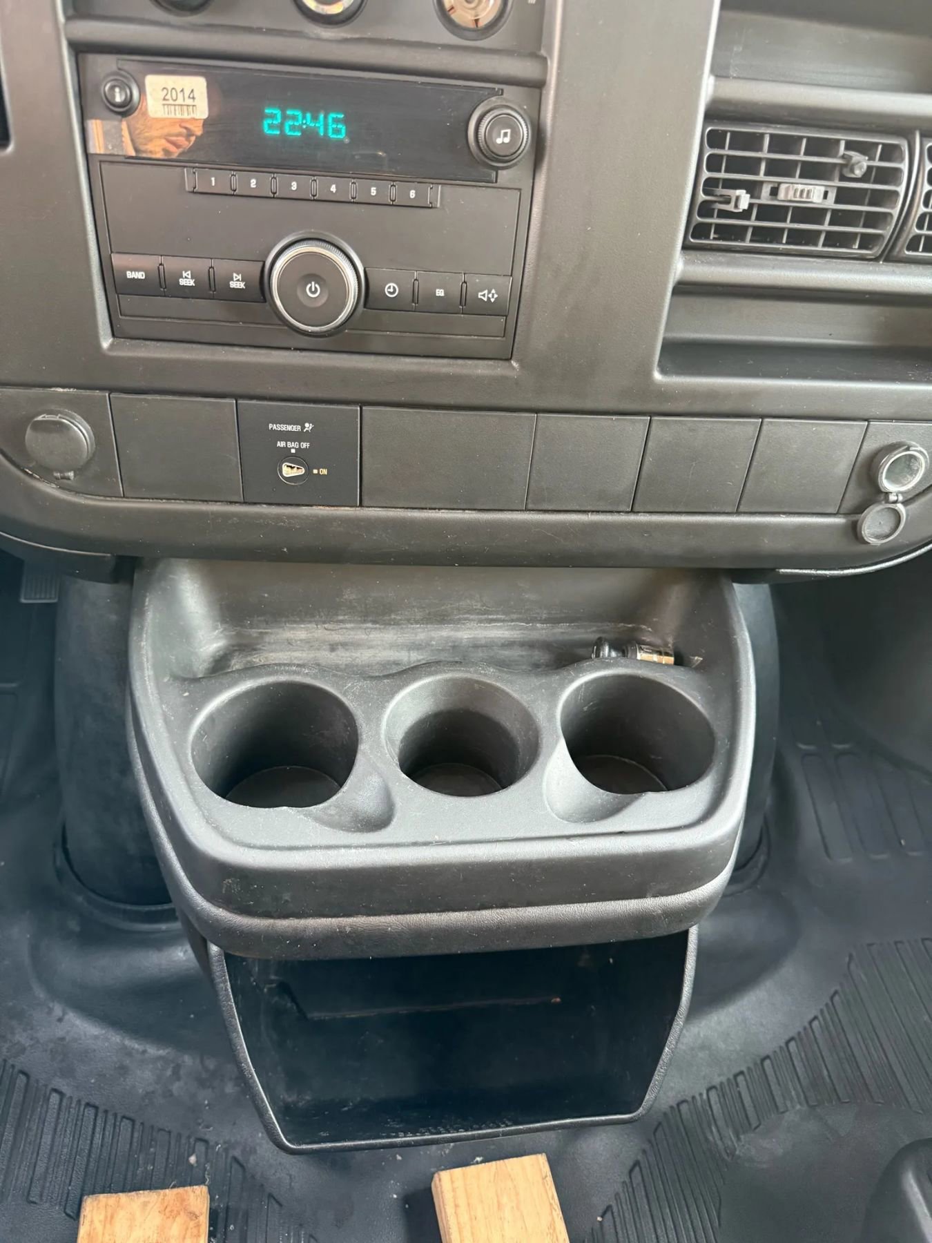 Used 2010 Chevrolet Express 2500 Extended image 22