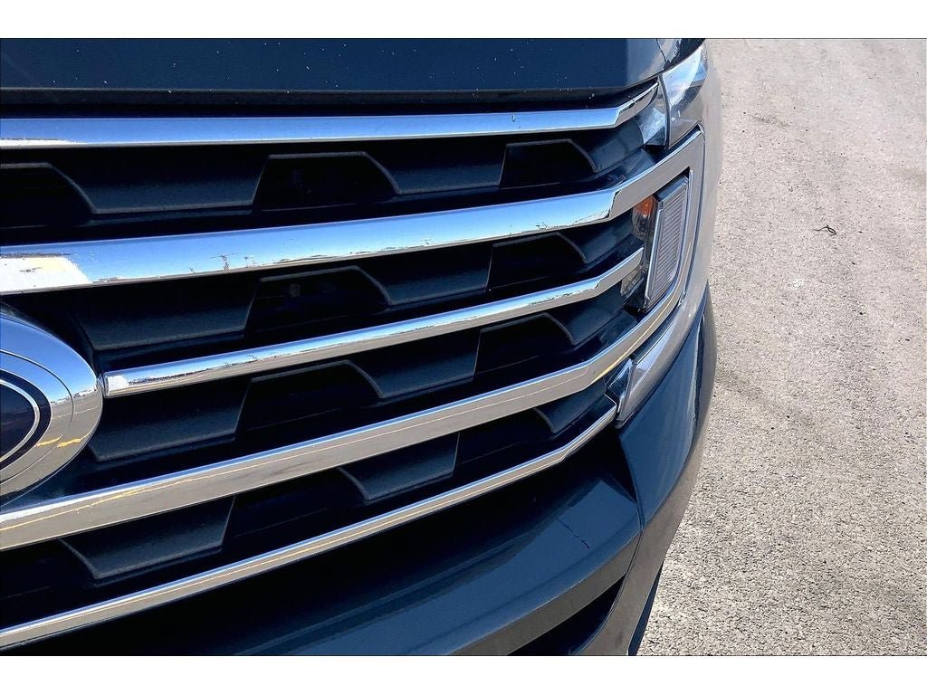 Used 2020 Ford Expedition Max XLT w/ Equipment Group 202A AWD/4WD image 33