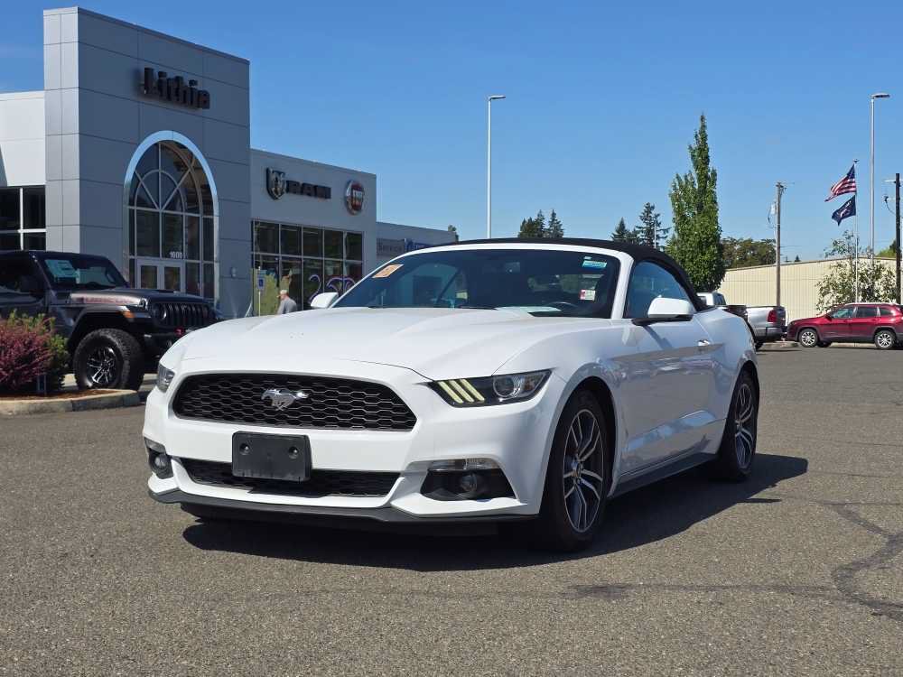 Used 2015 Ford Mustang Premium RWD image 1