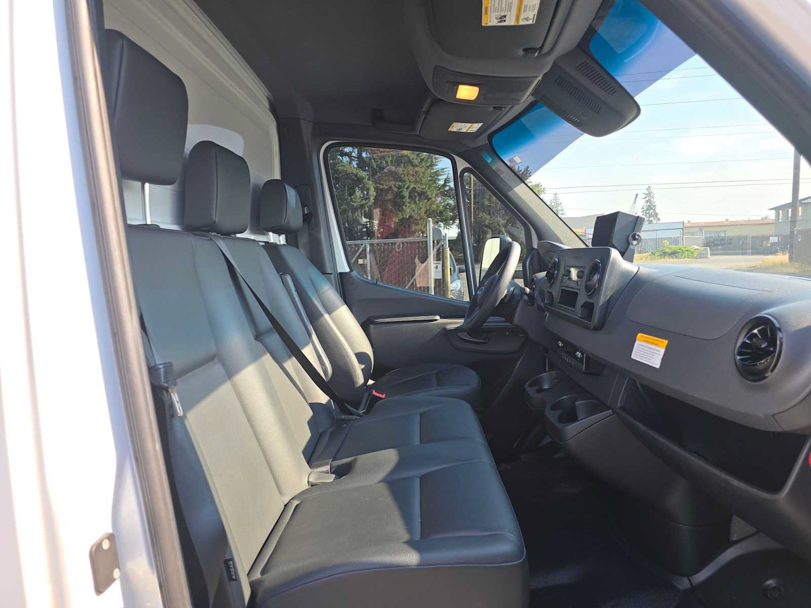 Used 2023 Mercedes-Benz Sprinter 3500 image 11
