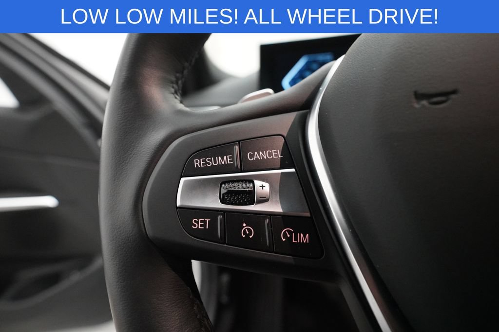 Used 2024 BMW 330i xDrive Sedan AWD/4WD image 17