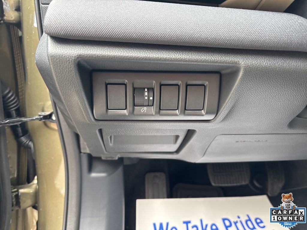 Used 2024 Subaru Outback Premium image 60